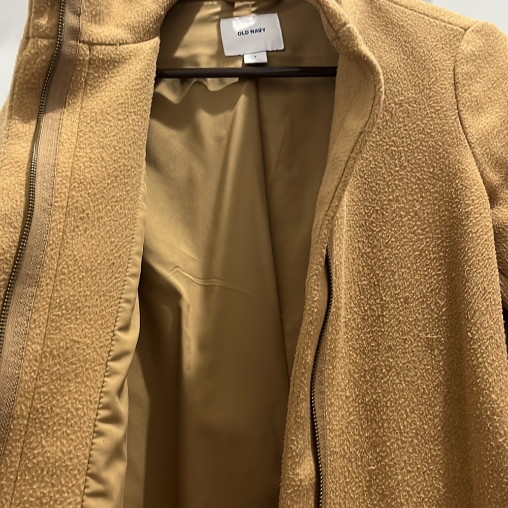 Coat - Picture 4 of 5